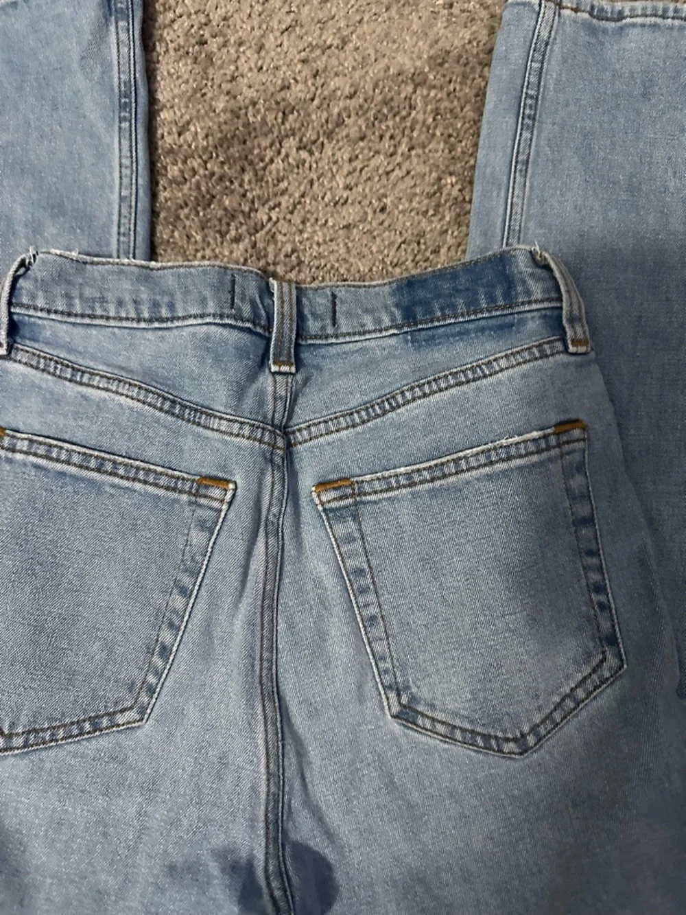 Abercrombie & Fitch these abercrombie